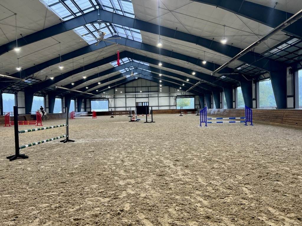 Indoor Horse Jumping Ring - Yorkfield Stables Kensington, NH